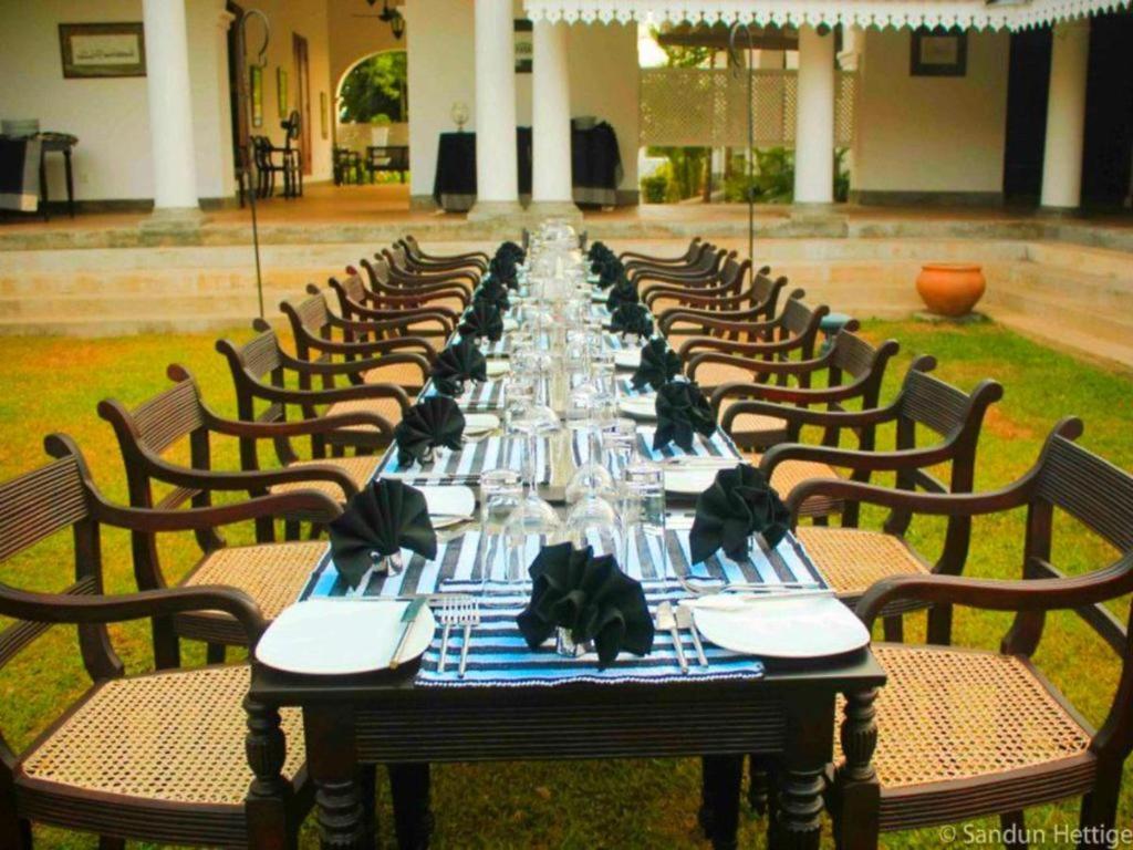 Tamarind Hill Hotel Гале Екстериор снимка